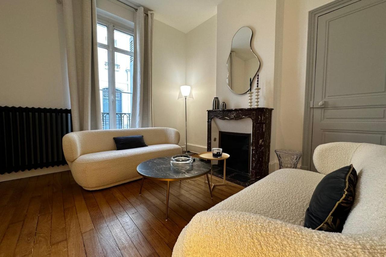 In The Beautiful Districts Of Tours A "Particular" With Great Comfort Villa Buitenkant foto